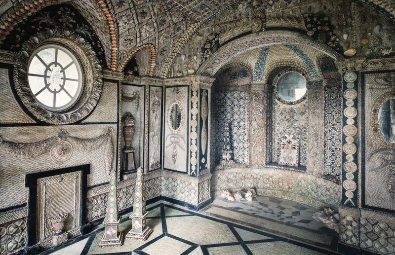 A history of shell grottos